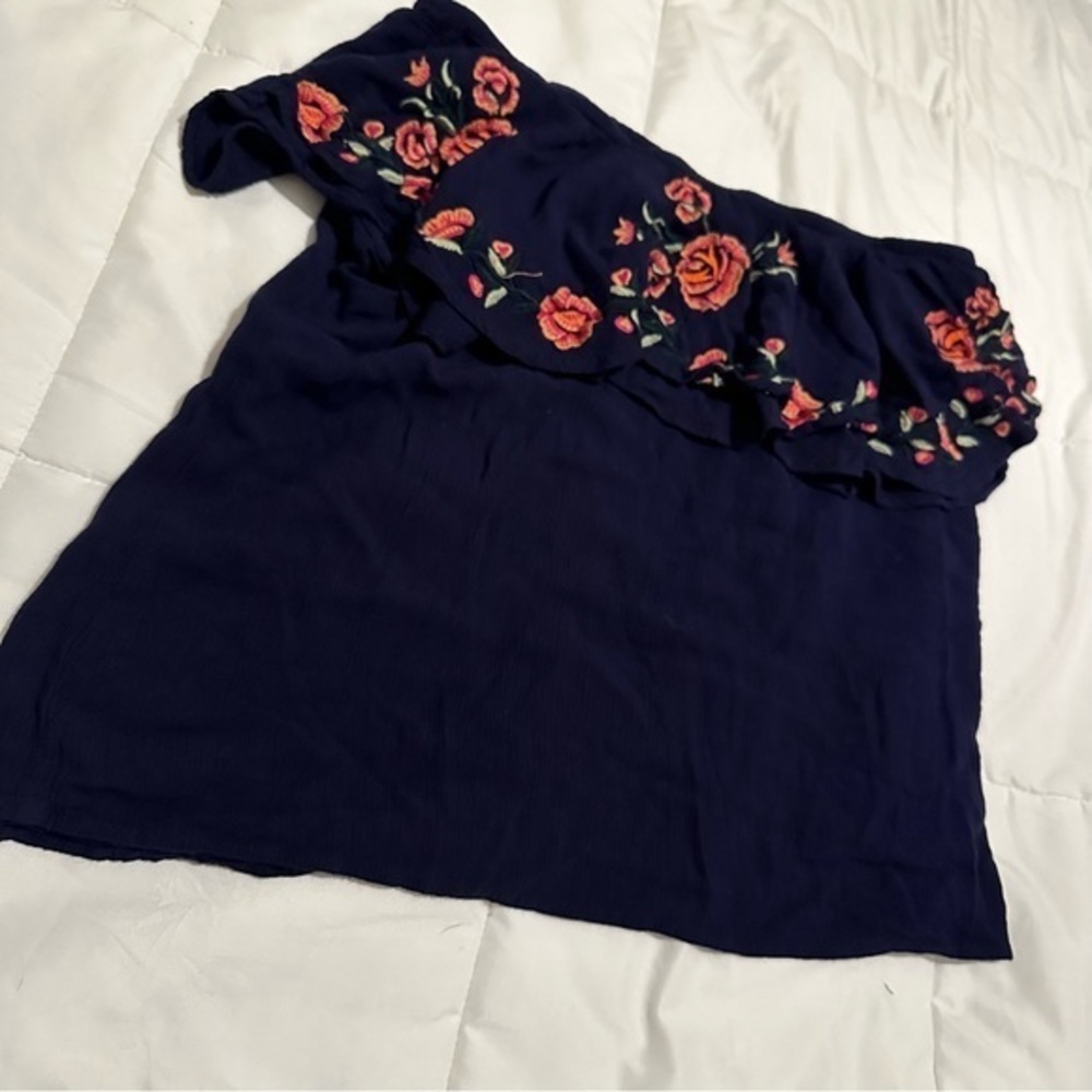 Francesca’s Collections Embroidered Top